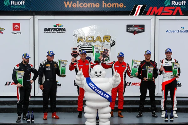IMSA 2022: The D08 Shines in Its Daytona Debut! - DUQUEINE Racing