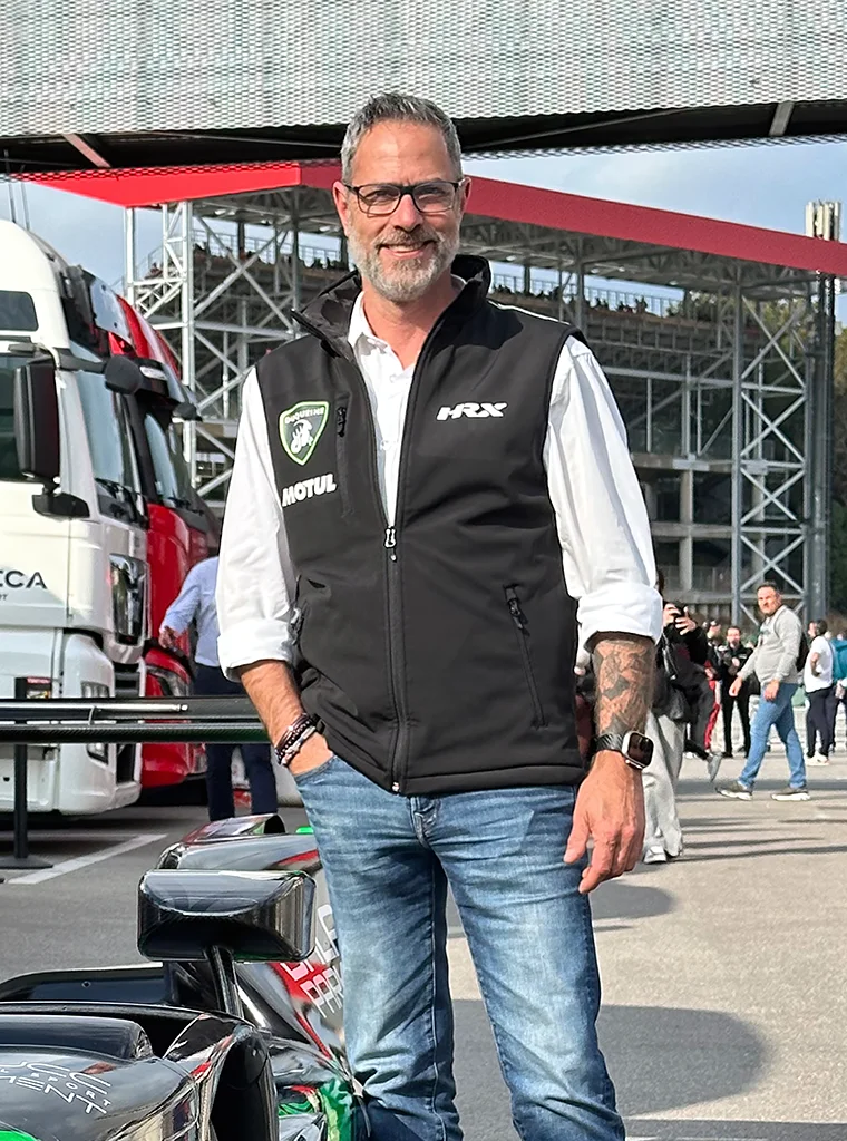 Laurent NIEK – COO / Chief Operating Officer